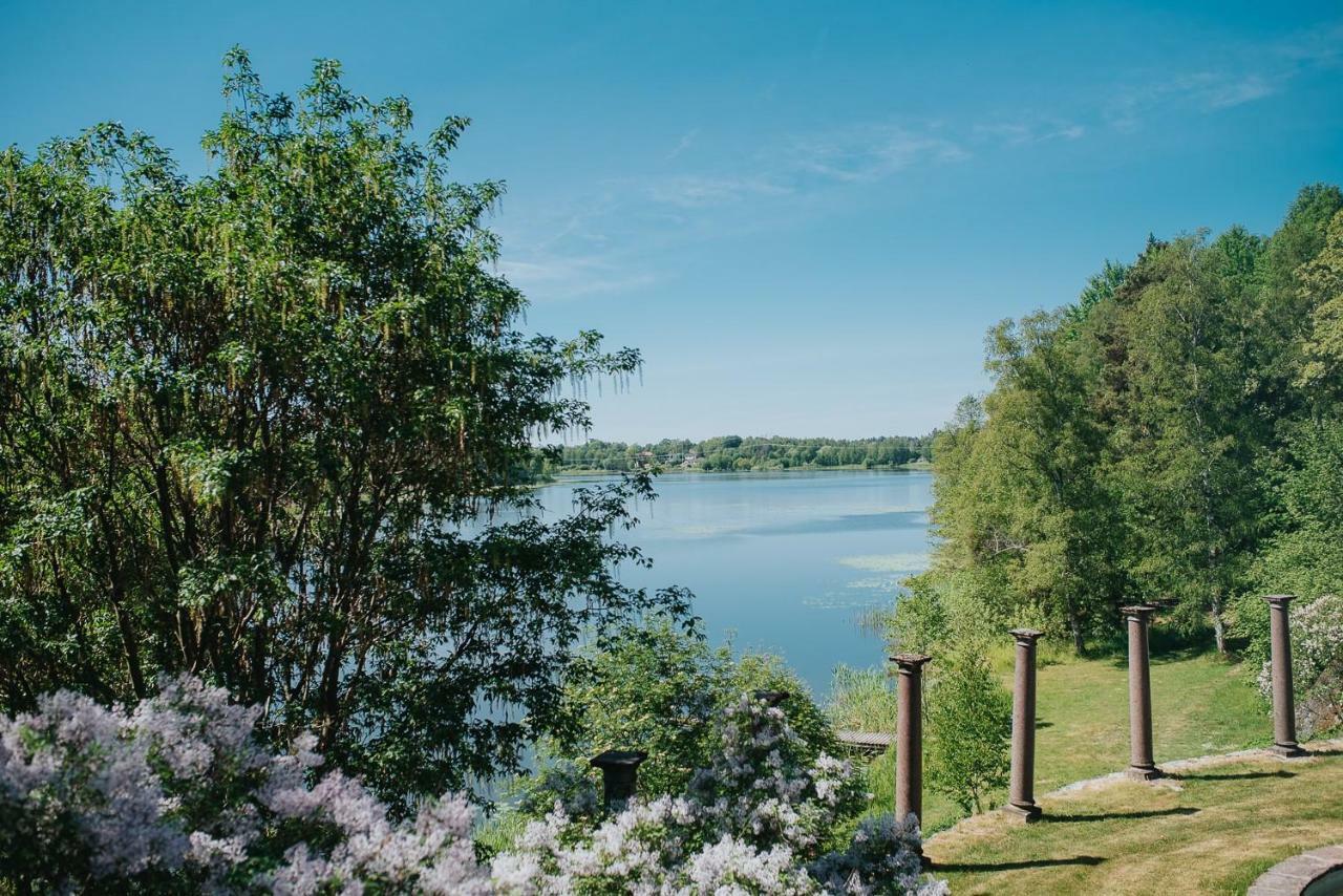 Balingsholm Hotell Huddinge Exteriör bild